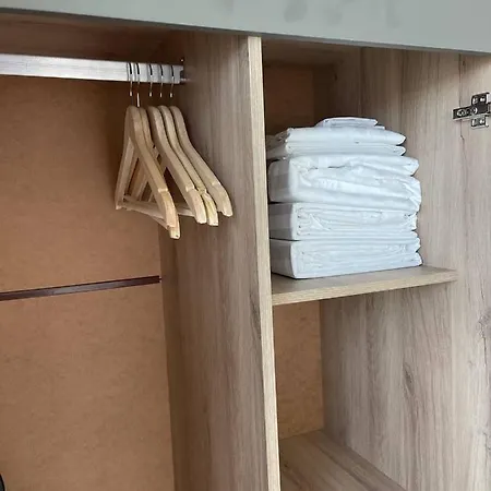 דירה Panoramic In With Underground Parking וארנה