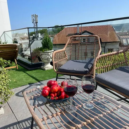 Апартамент Panoramic In With Underground Parking *