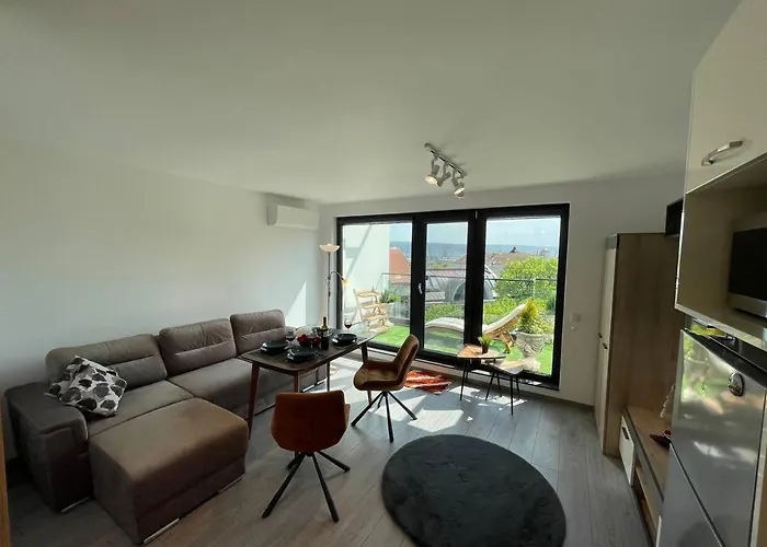 Panoramic In With Underground Parking アパート *