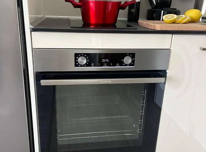 Panoramic In With Underground Parking ヴァルナ