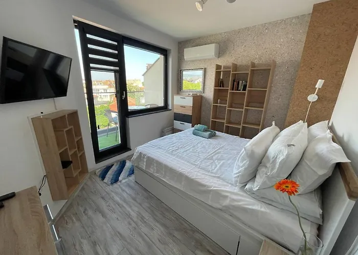 アパート Panoramic In With Underground Parking *